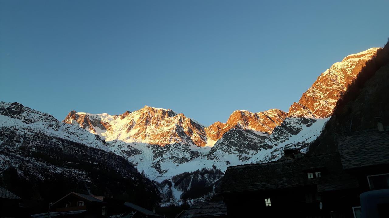 فندق Casa Alpina De Filippi ماكوجناجا المظهر الخارجي الصورة